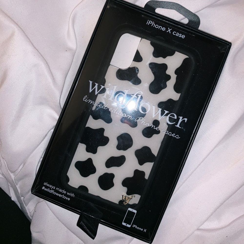 Wildflower Moo Moo Cow Print iPhone X Case